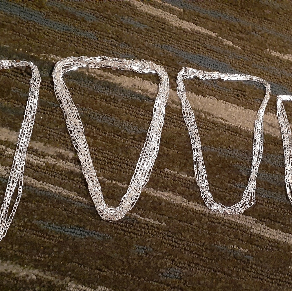 Necklaces - Picture 2 of 3